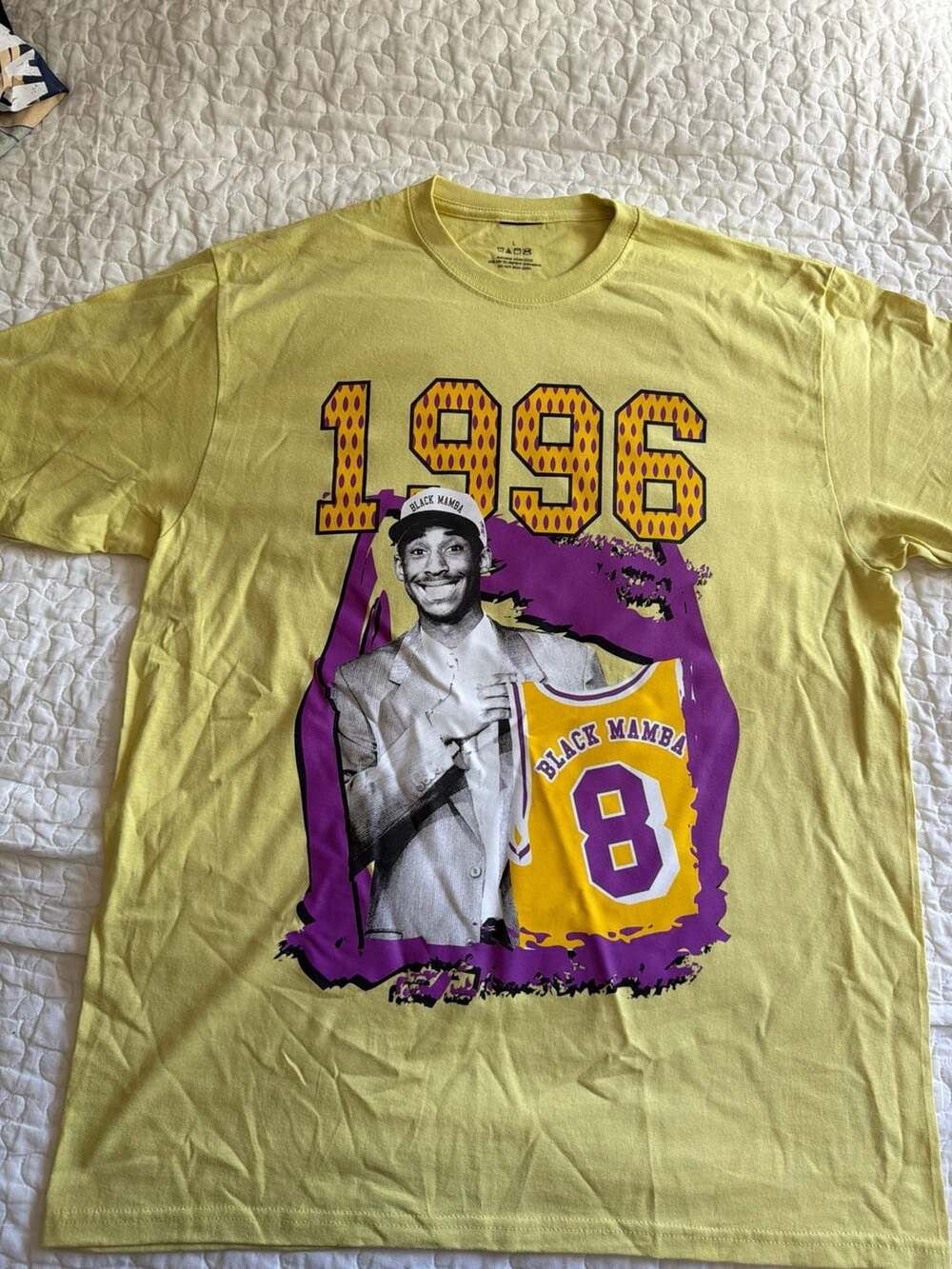 Kobe Bryant 1996 Draft Day Black Mamba Graphic T-Shirt Yellow Size L
